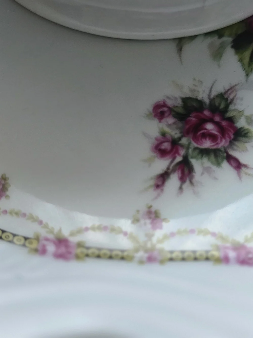 LISETTE White Porcelain Creamer with Pink Rose Motif